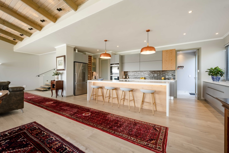 4 Bedroom Property for Sale in Brackenridge Western Cape